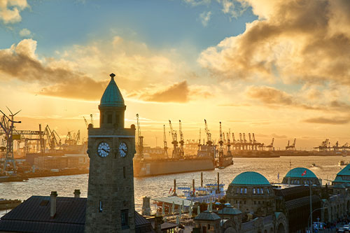 Beliebte Hamburg Bilder auf Leinwand, Acrylglas oder Alu-Dibond kaufen