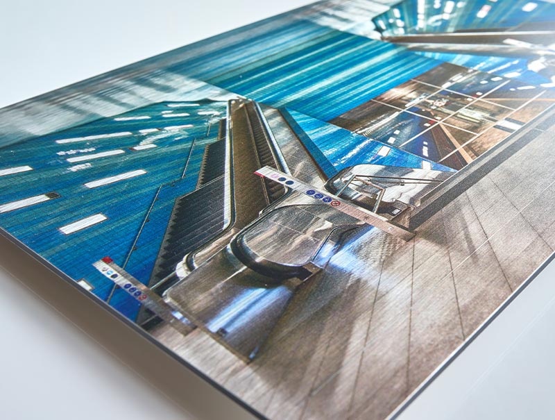 Hamburgbilder auf gebürstetem Alu. Hamburg Wandbilder in metallischem Glanz bestellen.