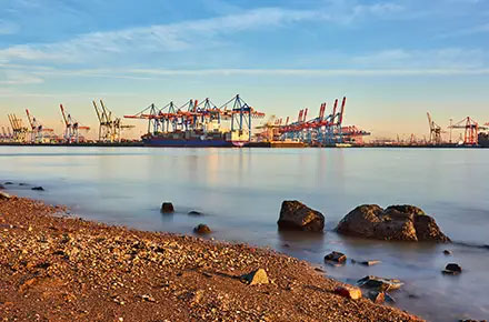 Hamburger Hafen Bilder auf Leinwand, Acrylglas oder Alu-Dibond kaufen