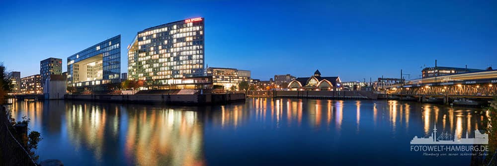 Hamburg bei Nacht Bild auf Leinwand - Ericusspitze und Deichtorhallen