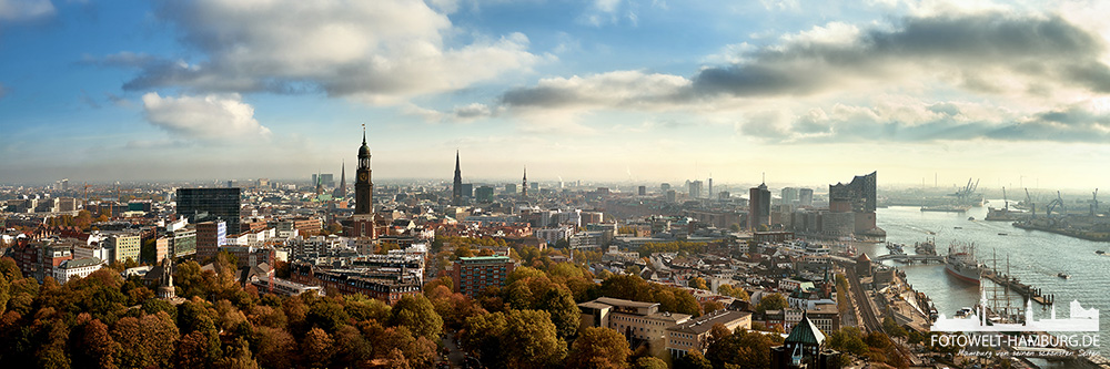 Hamburg Panorama von der Alster bis zur Elbphilharmonie - Bild auf Leinwand, Acrylglasbild, Poster, Fotodrucke in Galeriequalität 