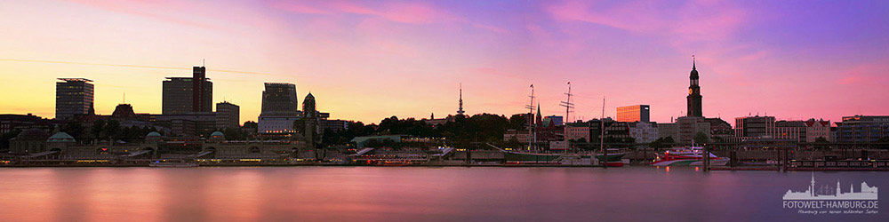 Hamburger Hafen - Bild auf Leinwand - Hamburg Skyline im Abendrot
