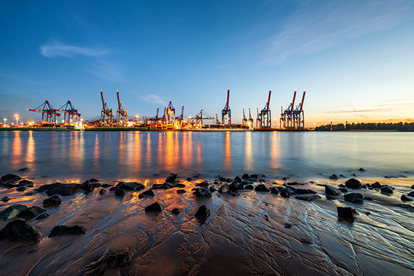Lichter des Hafens - Modernes Hamburg Wandbild auf Leinwand, Acrylglas, Akustikbild oder als Poster