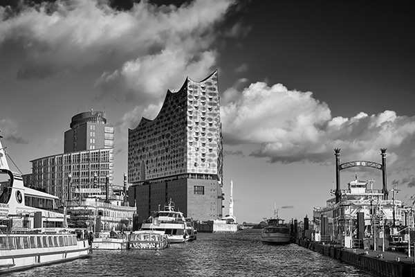 Elbphilharmonie in schwarzweiß 002 - Bild auf Leinwand oder Acrylglas
