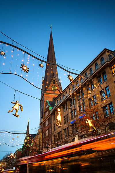 Weihnachten an der Mönckebergstraße - Hamburg Bild auf Leinwand, Acrylglas oder als Poster