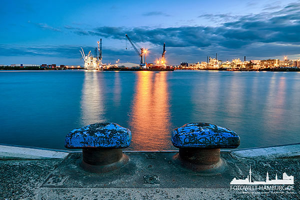 Abend im Hamburger Hafen - Bild auf Leinwand 