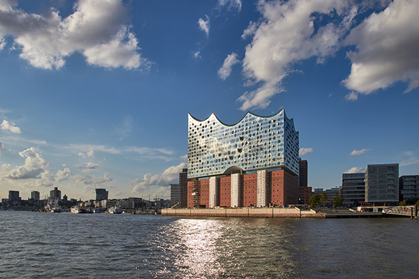 Blick auf die Elbphilharmonie - Bild auf Leinwand 