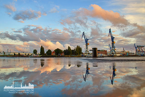 Blaue Speicherstadt und Elbphilharmonie - Bild auf Leinwand 