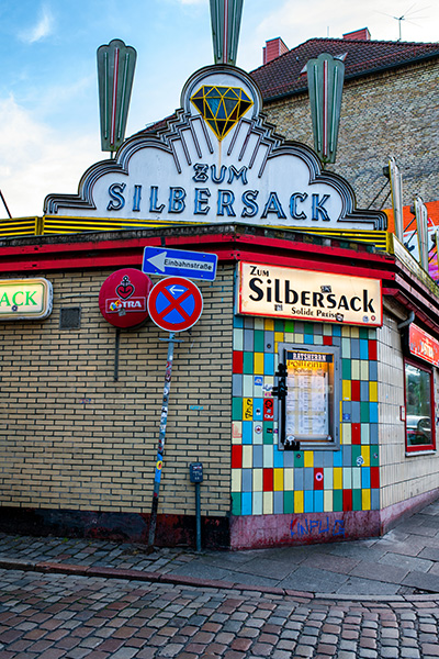 Silbersack - Hamburg Fotokunst Bild auf Leinwand, Acrylglas oder als Poster