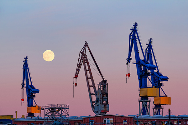 Hafenmond - Hamburger Hafen Bild auf Leinwand, Acrylglas, Akustikbild oder als Poster