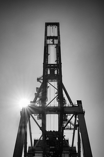 Hafenkran - Hamburger Hafen Wandbild auf Leinwand, Acrylglas oder als Poster