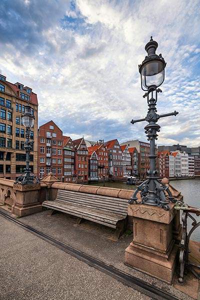 Hamburg Wandbild - Hohe Brücke und Deichstraße Bild auf Leinwand, Acrylglas oder als Poster